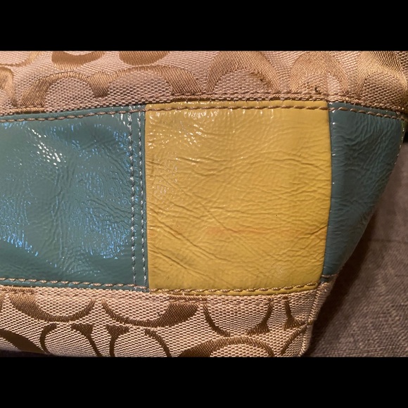 Coach Signature Collection Large Tote - Picture 3 of 10